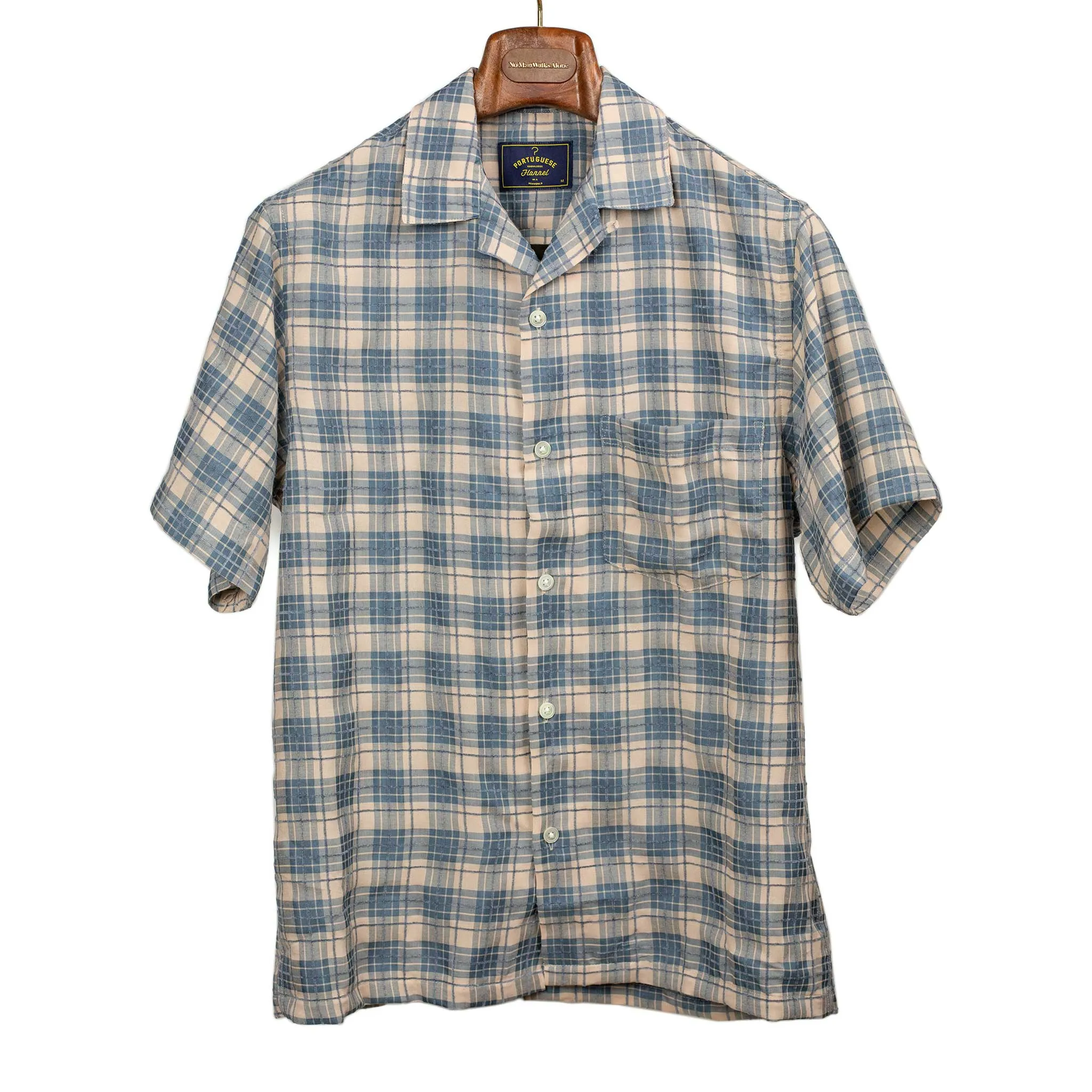 Trail camp collar shirt in country blue and  cream plaid jacquard