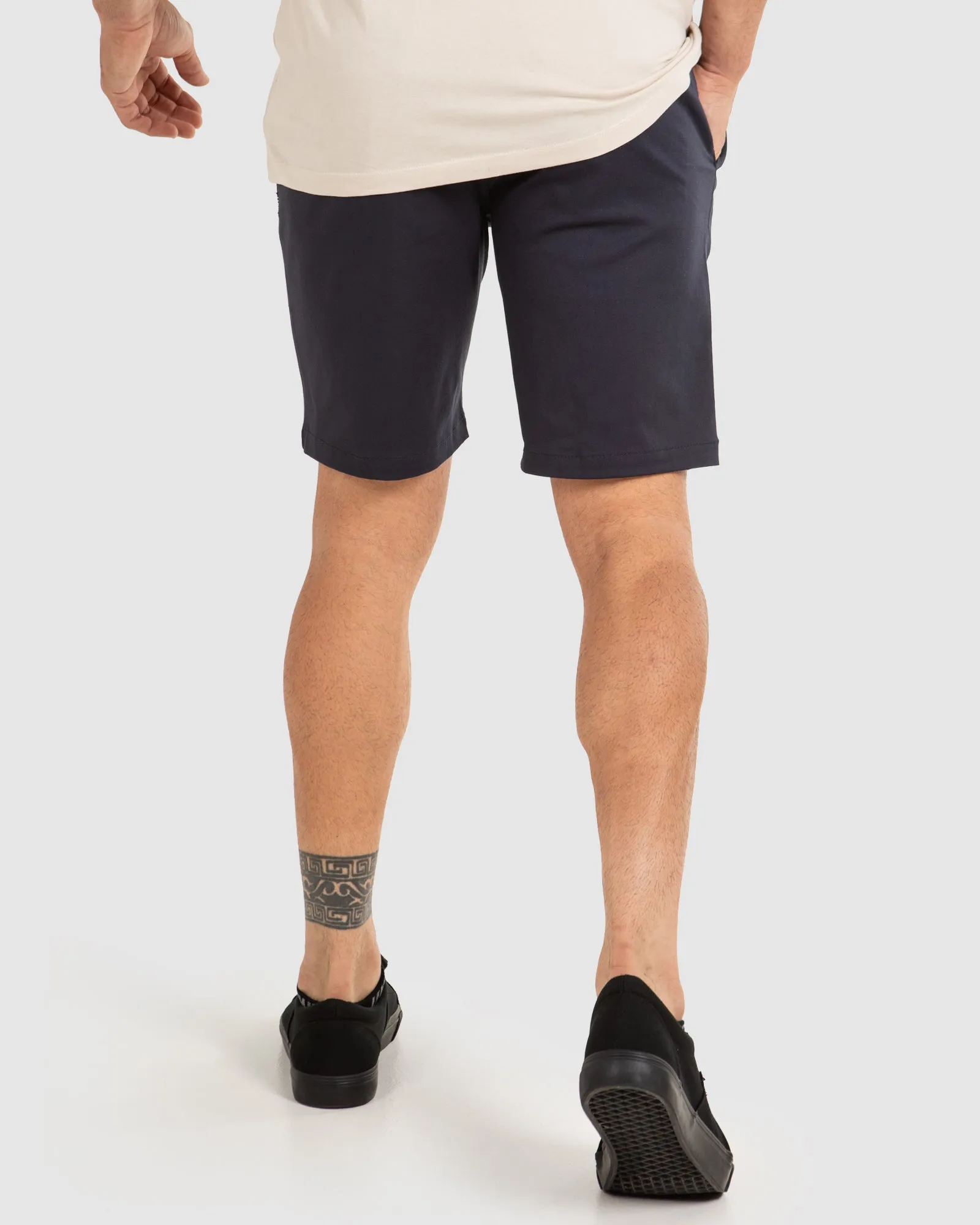 UNIT Mens Stable 19" Chino Shorts